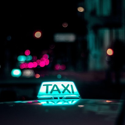 Taxi de nuit-PH Taxi-Déplacements-Aquitaine-Professionels-Taxi-Aéroports-Biarritz- Bordeaux-Bayonne-Dax